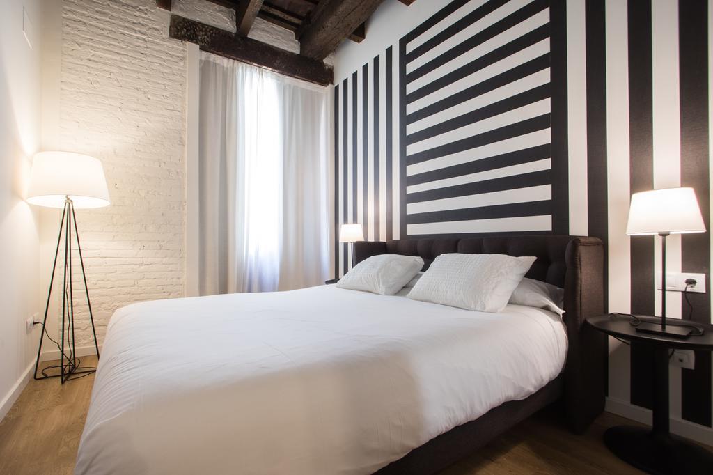 Апартаменты Valencia Luxury - Boutique Redonda Экстерьер фото